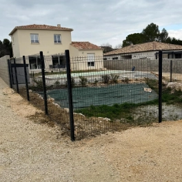 Panneaux de clôture rigide posés par nos équipes